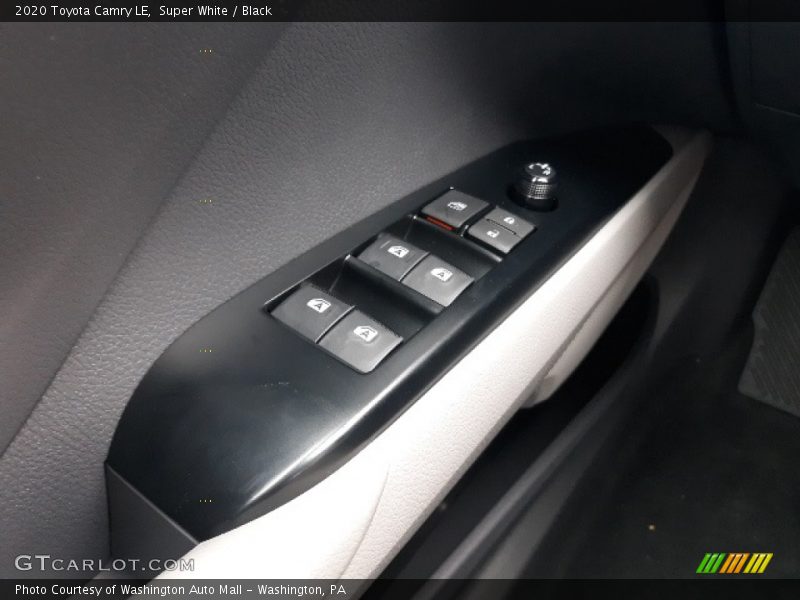 Super White / Black 2020 Toyota Camry LE