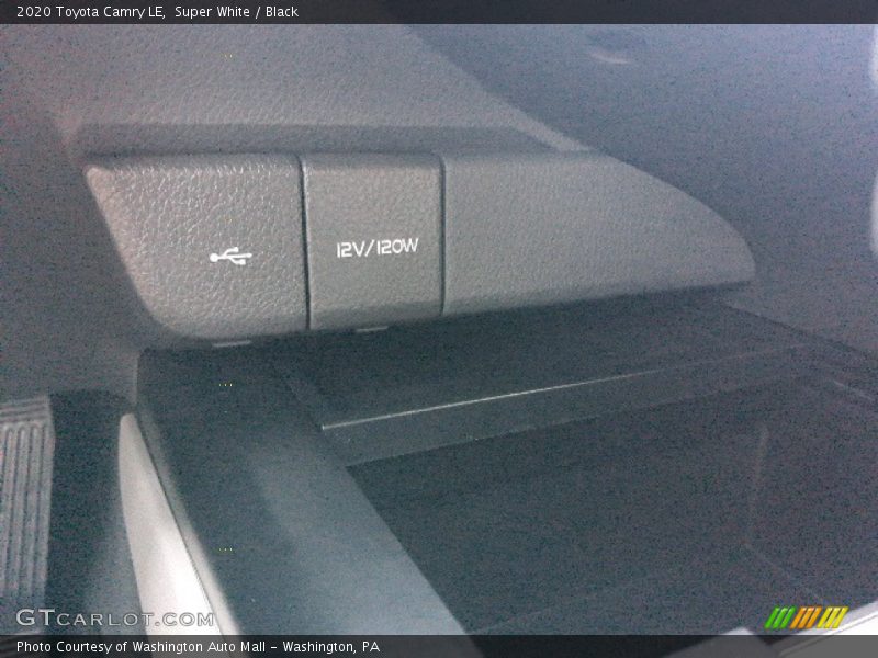 Super White / Black 2020 Toyota Camry LE