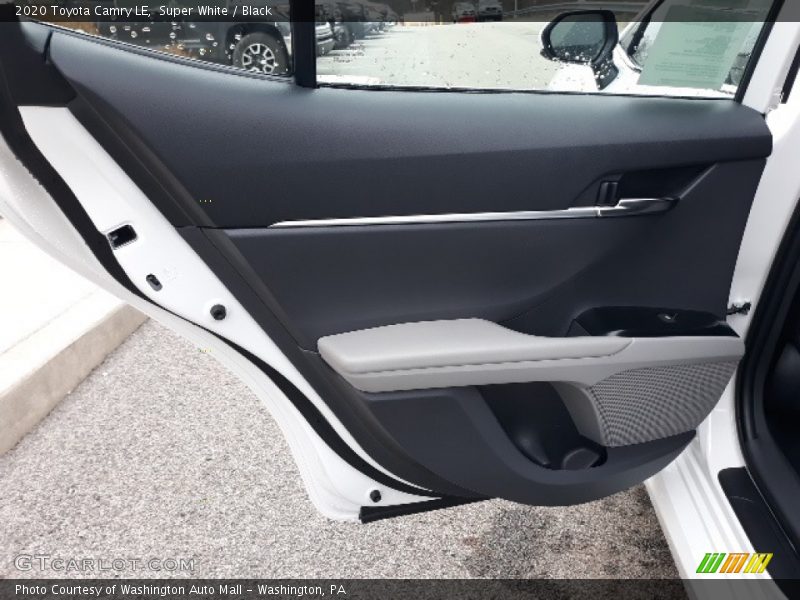 Super White / Black 2020 Toyota Camry LE