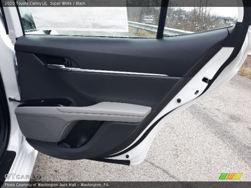 Super White / Black 2020 Toyota Camry LE