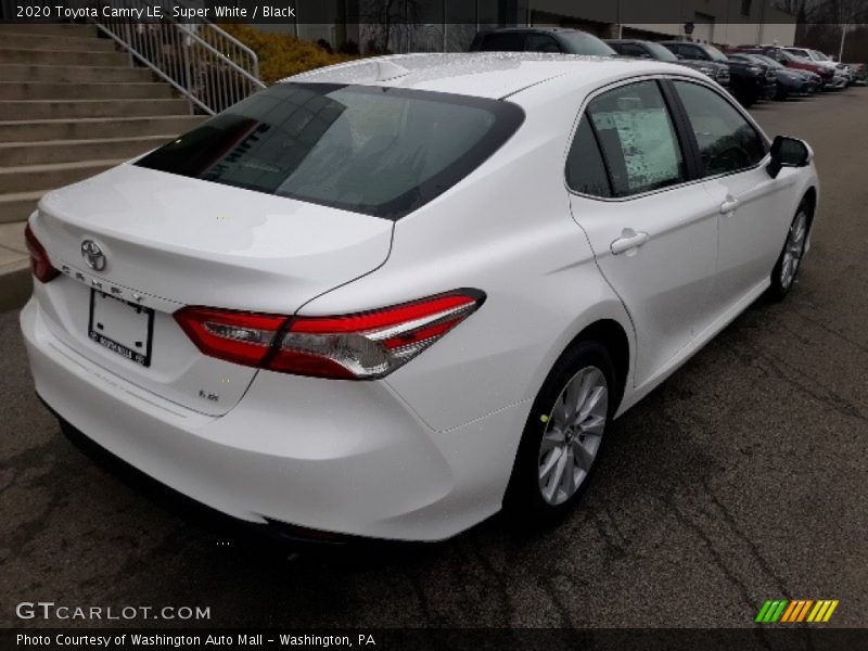 Super White / Black 2020 Toyota Camry LE