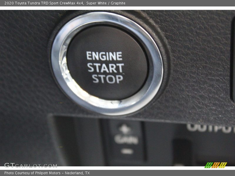 Super White / Graphite 2020 Toyota Tundra TRD Sport CrewMax 4x4