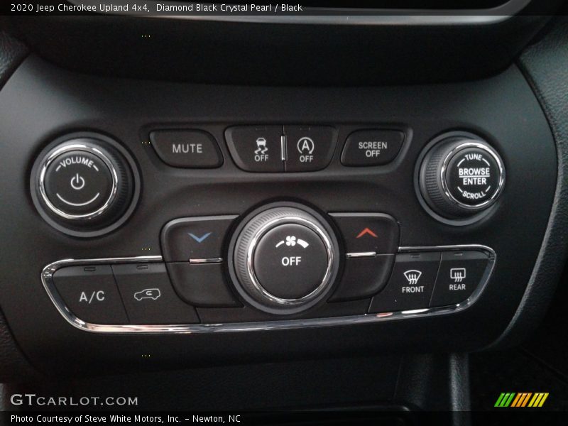 Diamond Black Crystal Pearl / Black 2020 Jeep Cherokee Upland 4x4