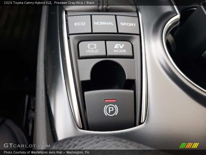 Predawn Gray Mica / Black 2020 Toyota Camry Hybrid XLE