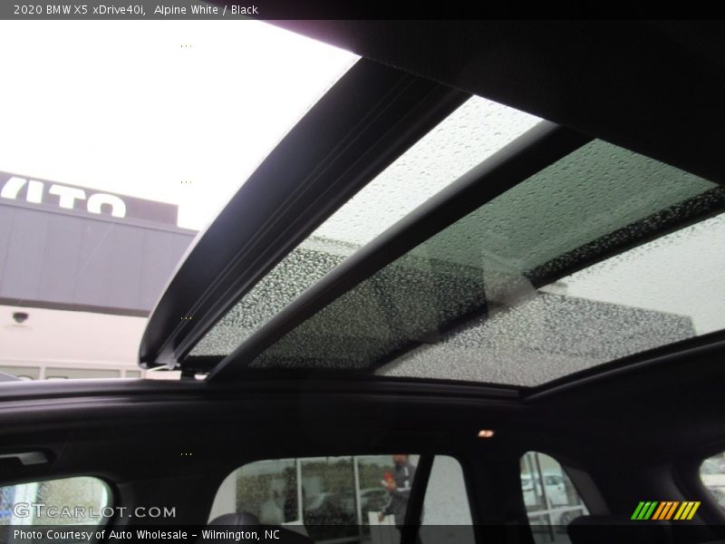 Alpine White / Black 2020 BMW X5 xDrive40i