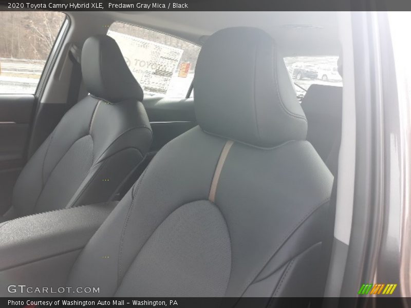 Predawn Gray Mica / Black 2020 Toyota Camry Hybrid XLE