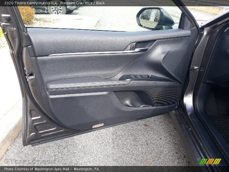 Predawn Gray Mica / Black 2020 Toyota Camry Hybrid XLE