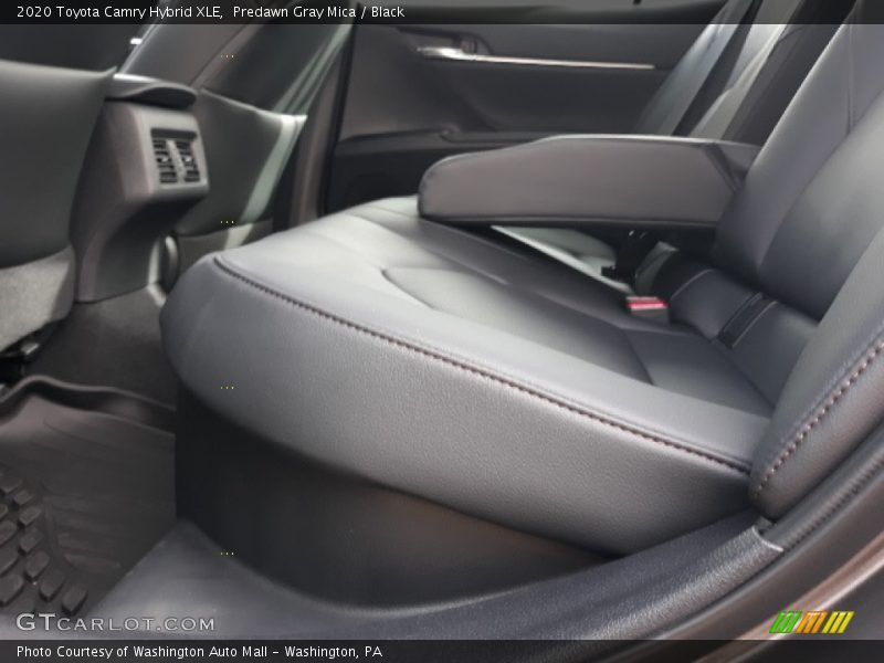Predawn Gray Mica / Black 2020 Toyota Camry Hybrid XLE