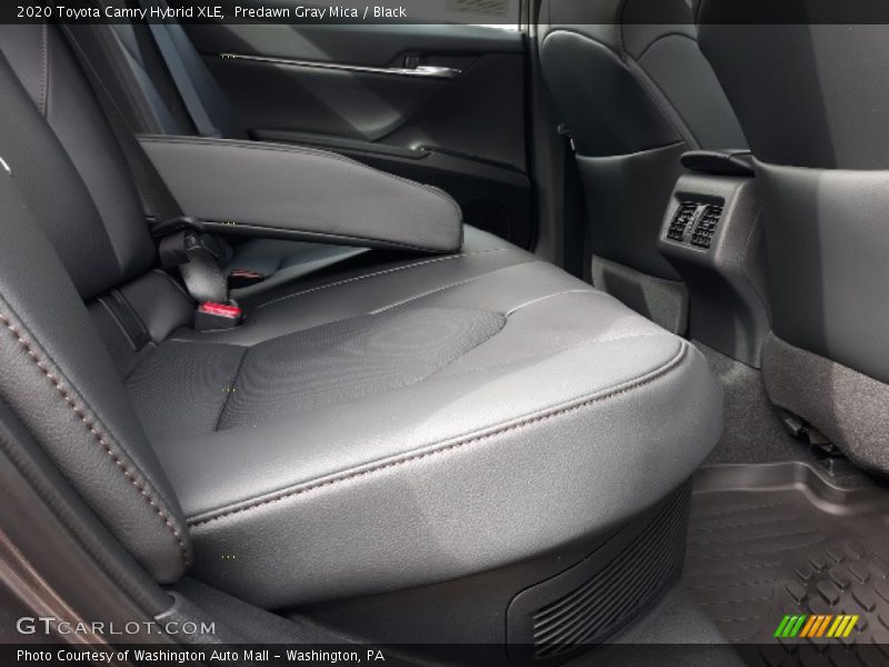 Predawn Gray Mica / Black 2020 Toyota Camry Hybrid XLE