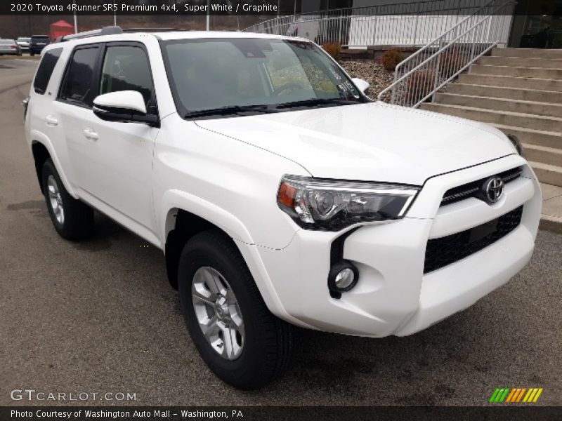 Front 3/4 View of 2020 4Runner SR5 Premium 4x4