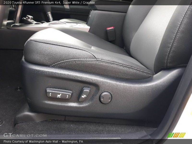 Super White / Graphite 2020 Toyota 4Runner SR5 Premium 4x4