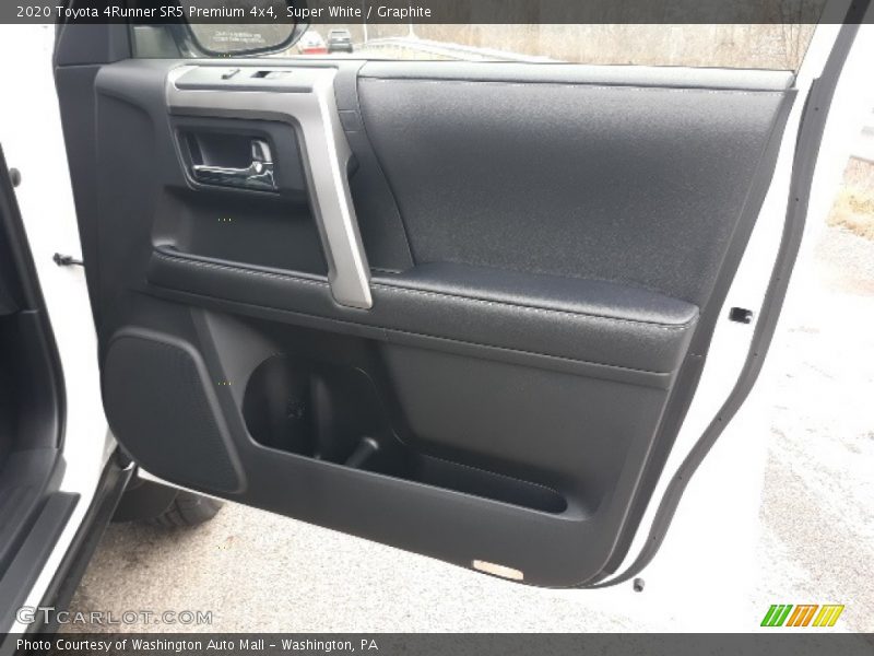 Super White / Graphite 2020 Toyota 4Runner SR5 Premium 4x4