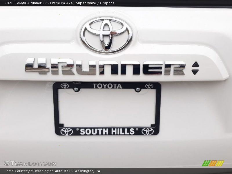 Super White / Graphite 2020 Toyota 4Runner SR5 Premium 4x4