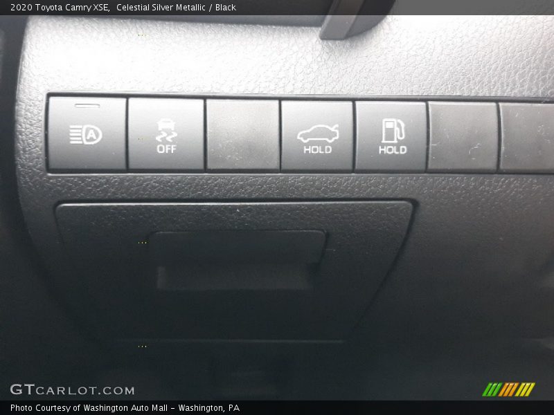 Celestial Silver Metallic / Black 2020 Toyota Camry XSE