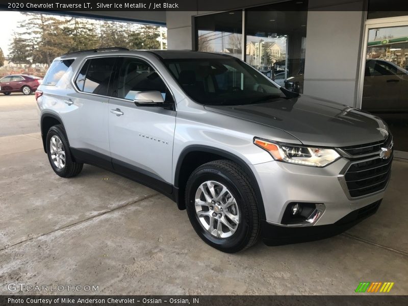 Silver Ice Metallic / Jet Black 2020 Chevrolet Traverse LT