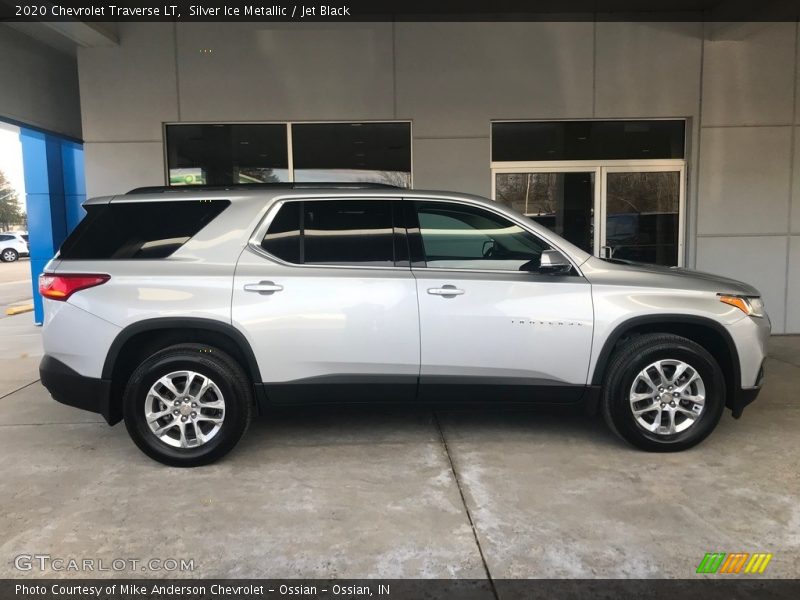 Silver Ice Metallic / Jet Black 2020 Chevrolet Traverse LT