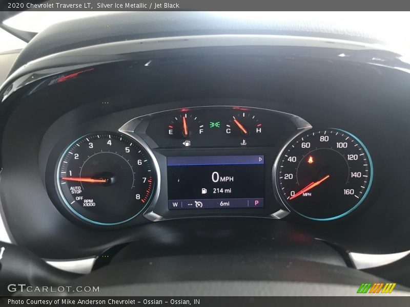 Silver Ice Metallic / Jet Black 2020 Chevrolet Traverse LT