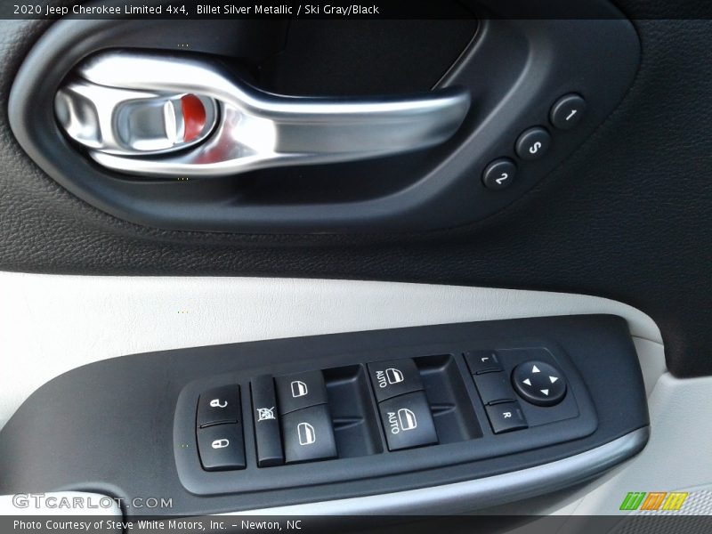 Controls of 2020 Cherokee Limited 4x4