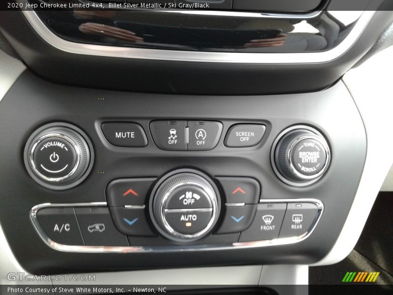 Controls of 2020 Cherokee Limited 4x4