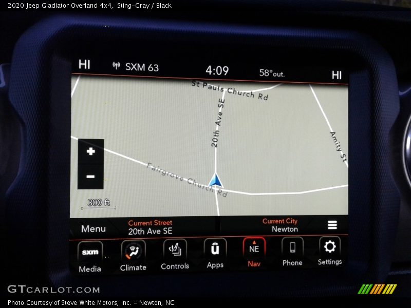 Navigation of 2020 Gladiator Overland 4x4
