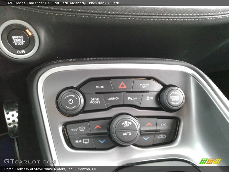 Controls of 2020 Challenger R/T Scat Pack Widebody