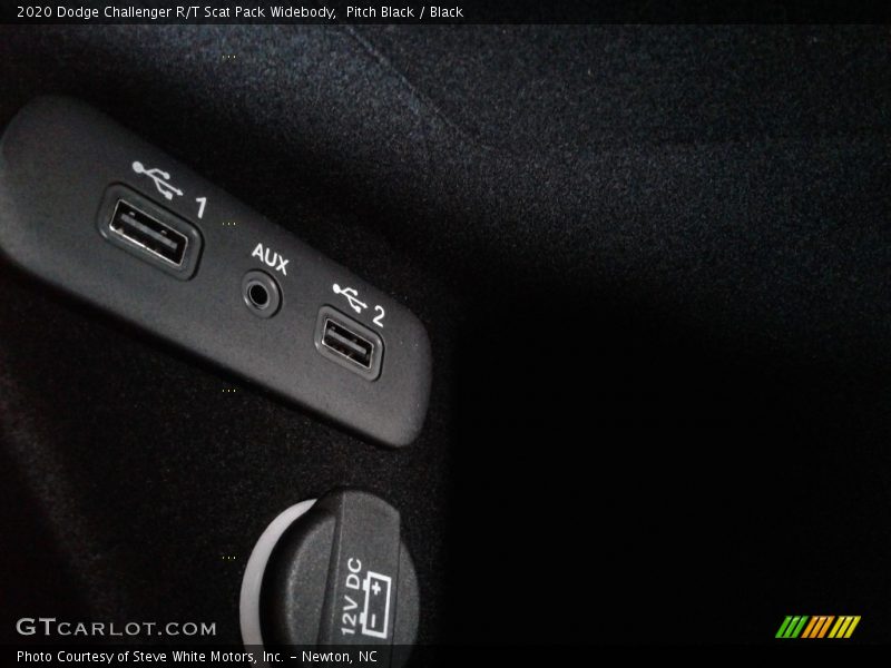 Pitch Black / Black 2020 Dodge Challenger R/T Scat Pack Widebody
