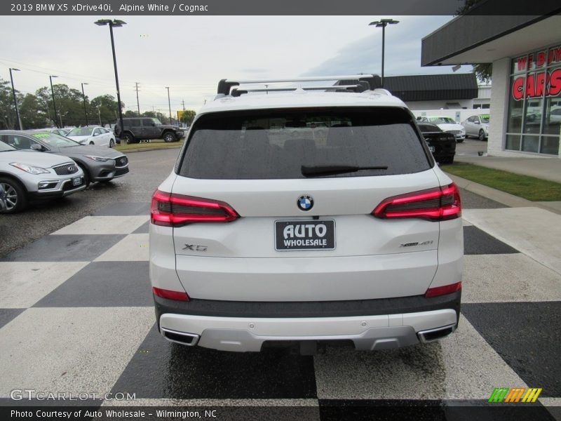 Alpine White / Cognac 2019 BMW X5 xDrive40i