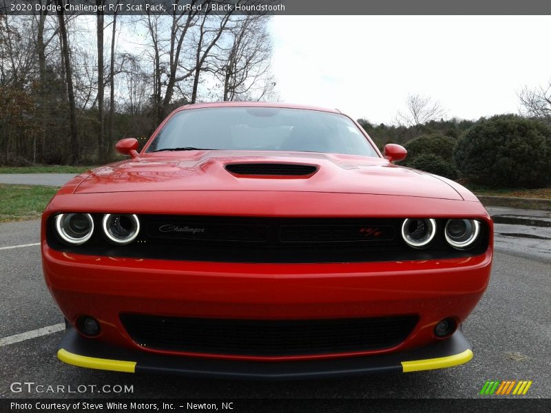 TorRed / Black Houndstooth 2020 Dodge Challenger R/T Scat Pack