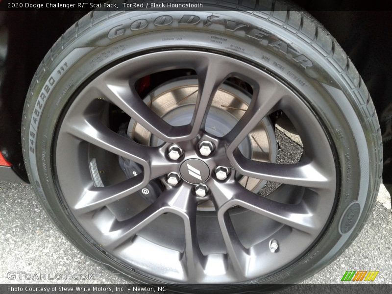  2020 Challenger R/T Scat Pack Wheel