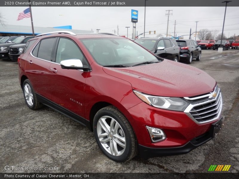 Front 3/4 View of 2020 Equinox Premier AWD