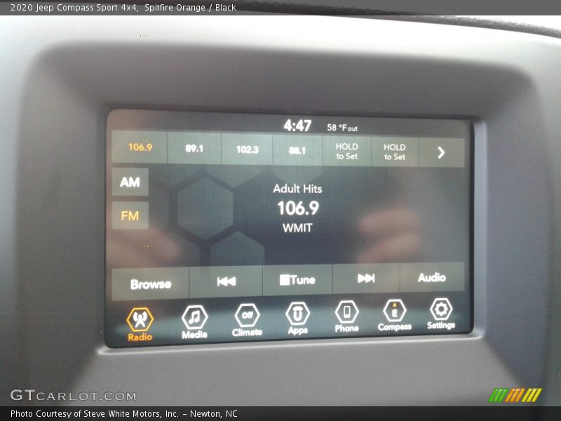 Spitfire Orange / Black 2020 Jeep Compass Sport 4x4