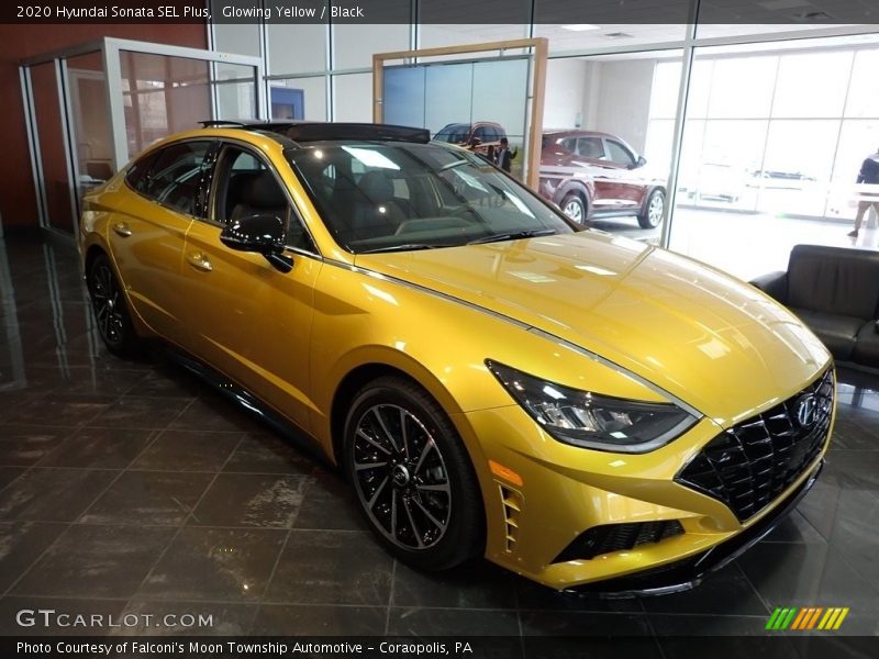 Front 3/4 View of 2020 Sonata SEL Plus