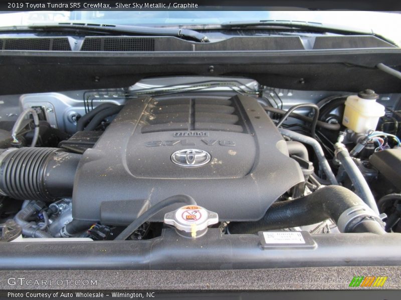 Silver Sky Metallic / Graphite 2019 Toyota Tundra SR5 CrewMax