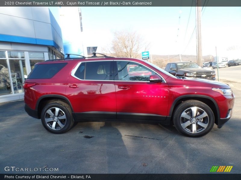 Cajun Red Tintcoat / Jet Black/­Dark Galvanized 2020 Chevrolet Traverse LT AWD