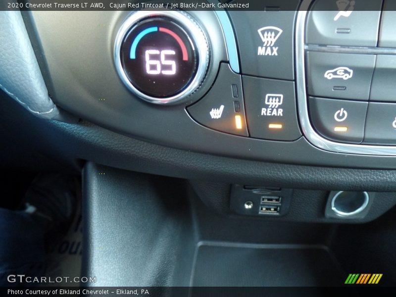 Cajun Red Tintcoat / Jet Black/­Dark Galvanized 2020 Chevrolet Traverse LT AWD