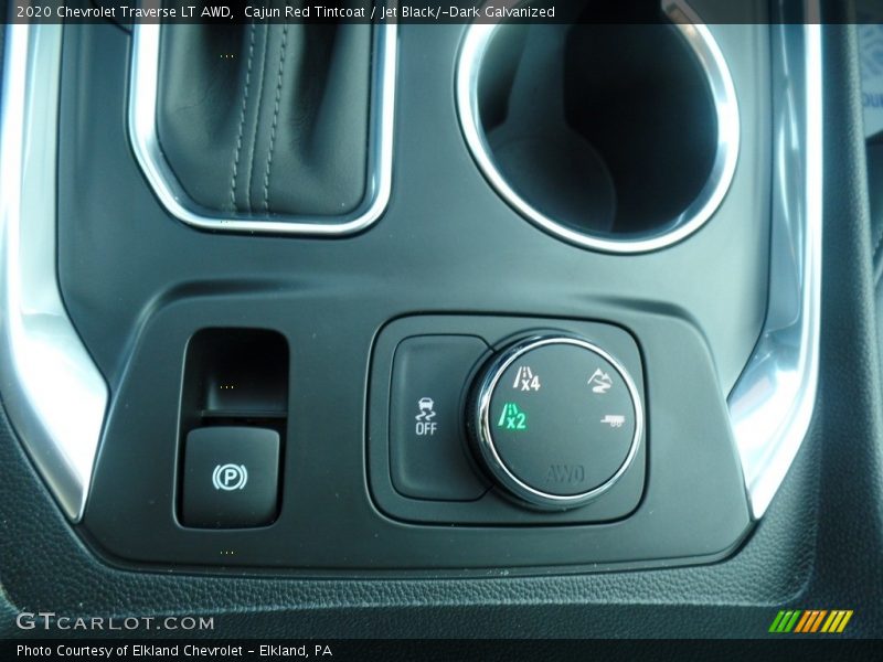 Cajun Red Tintcoat / Jet Black/­Dark Galvanized 2020 Chevrolet Traverse LT AWD