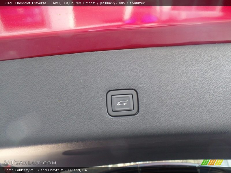 Cajun Red Tintcoat / Jet Black/­Dark Galvanized 2020 Chevrolet Traverse LT AWD