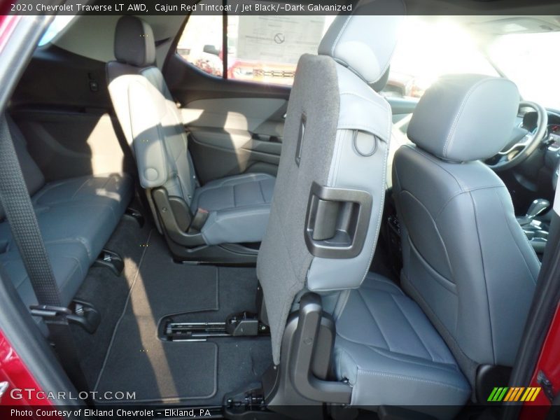 Cajun Red Tintcoat / Jet Black/­Dark Galvanized 2020 Chevrolet Traverse LT AWD