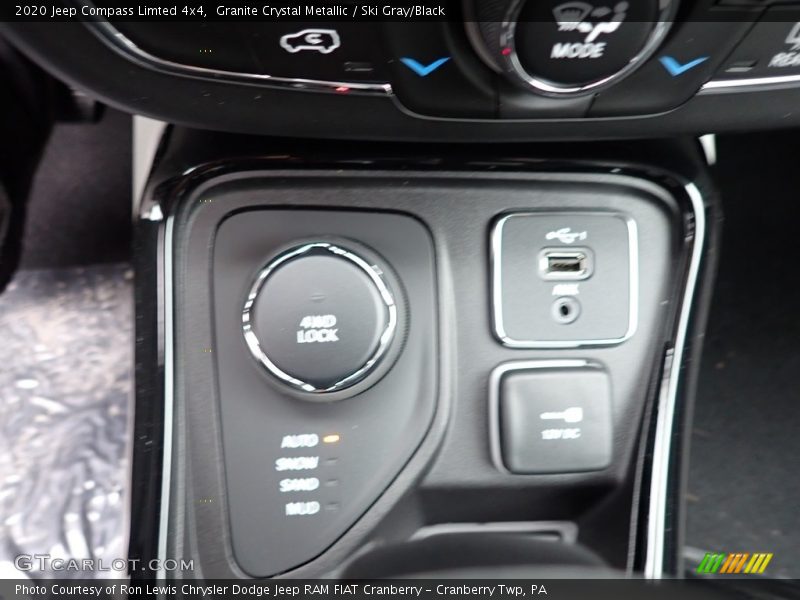 Granite Crystal Metallic / Ski Gray/Black 2020 Jeep Compass Limted 4x4