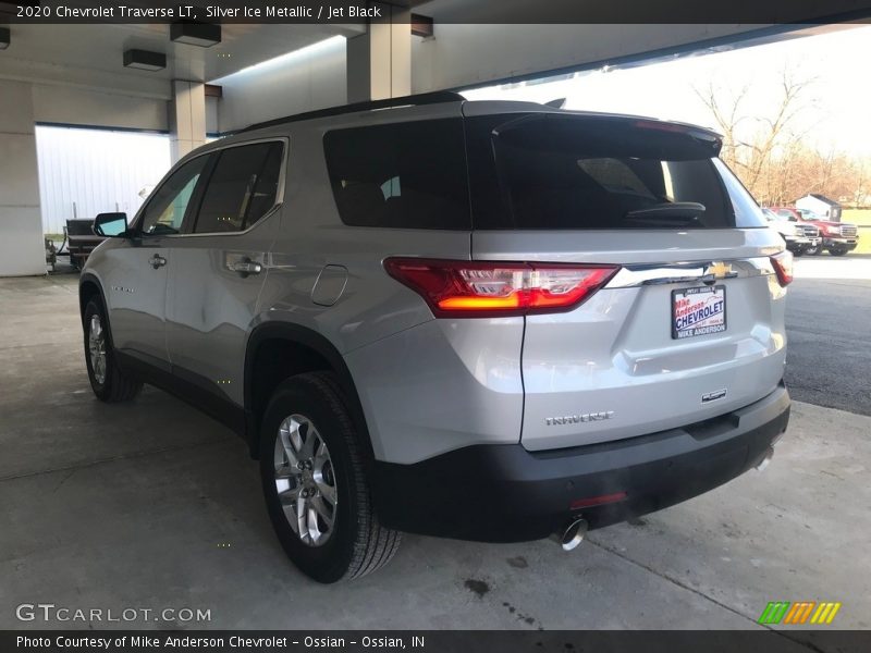 Silver Ice Metallic / Jet Black 2020 Chevrolet Traverse LT