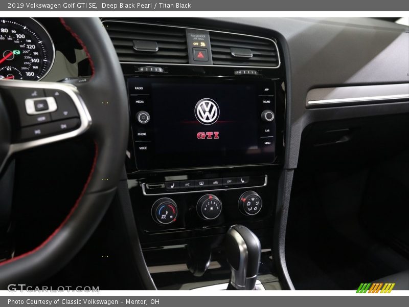 Controls of 2019 Golf GTI SE