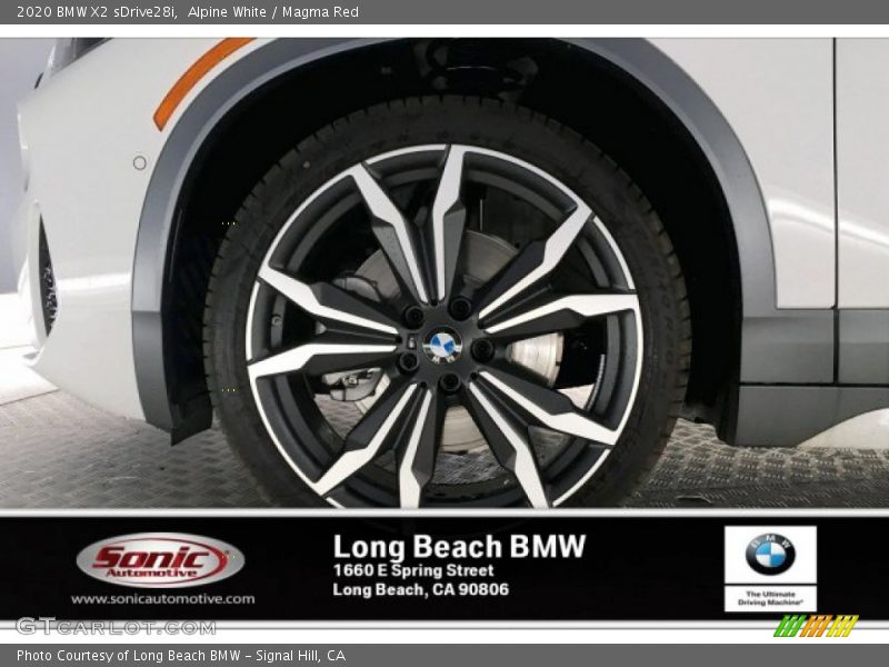 Alpine White / Magma Red 2020 BMW X2 sDrive28i