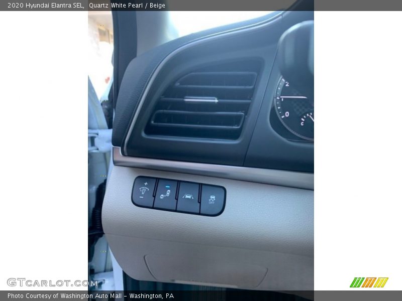 Quartz White Pearl / Beige 2020 Hyundai Elantra SEL