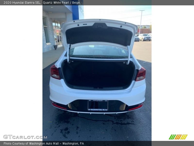 Quartz White Pearl / Beige 2020 Hyundai Elantra SEL