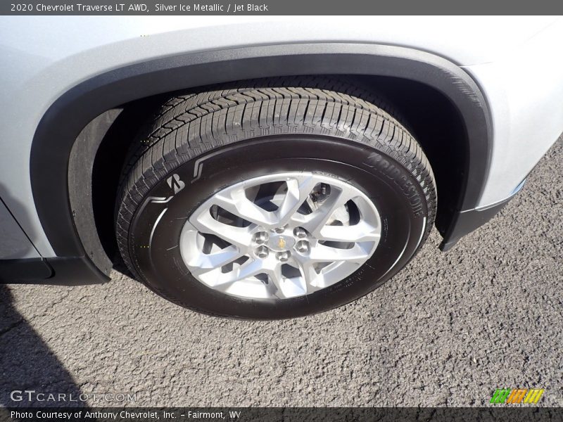 Silver Ice Metallic / Jet Black 2020 Chevrolet Traverse LT AWD
