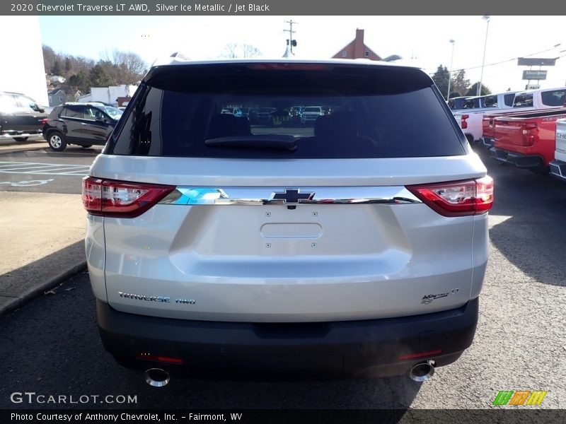 Silver Ice Metallic / Jet Black 2020 Chevrolet Traverse LT AWD