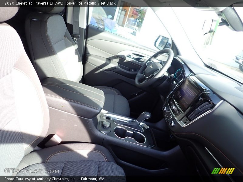 Silver Ice Metallic / Jet Black 2020 Chevrolet Traverse LT AWD