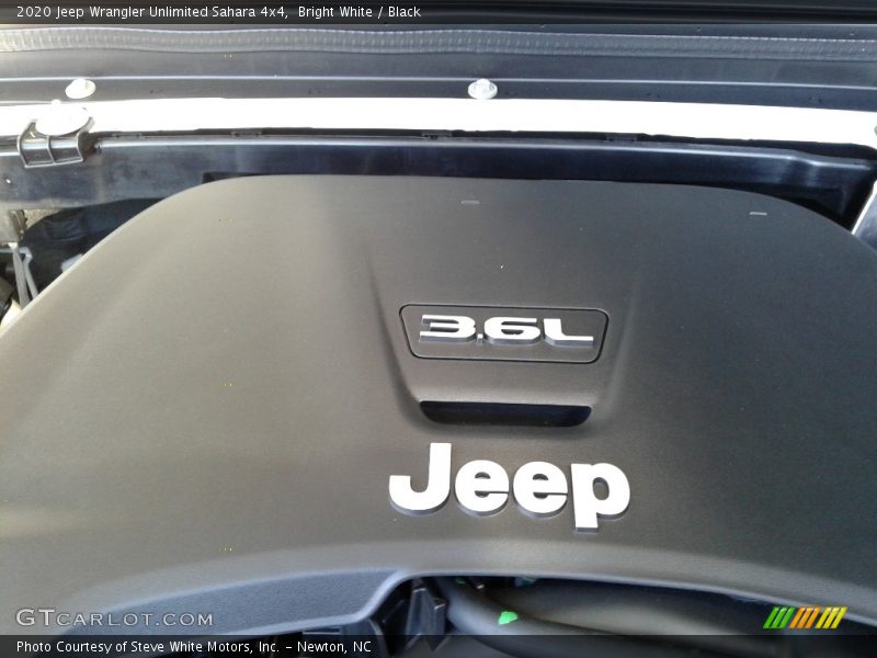 Bright White / Black 2020 Jeep Wrangler Unlimited Sahara 4x4