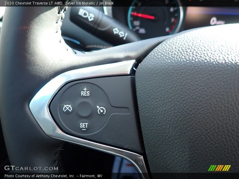 Silver Ice Metallic / Jet Black 2020 Chevrolet Traverse LT AWD
