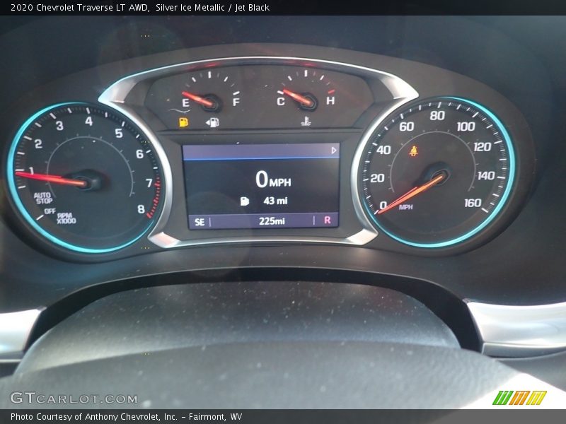Silver Ice Metallic / Jet Black 2020 Chevrolet Traverse LT AWD